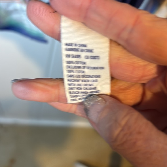 American Eagle plaid button down shirt - Picture 7 of 7